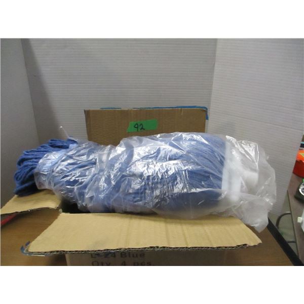 FREIGHT DAMAGE (AS IS):  BOX C/W 4 MOP HEADS