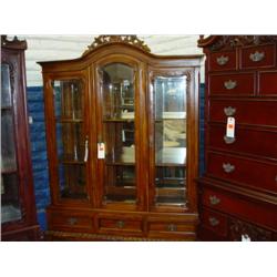 Chippendale Short Leg Dutch Show Case 3 Door