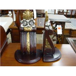 Foliate Twin Rose Wall Corbal