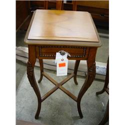 Serpentine Tel. Table w/Carved Stretcher