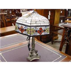 31604 Tiffany Style Lamp