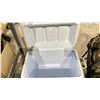 Image 5 : PORTABLE RUBBERMAID COOLER, AND ONE RUBBERMAID WITH WHEELS