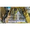 Image 2 : LOT OF ASSORTED CDS