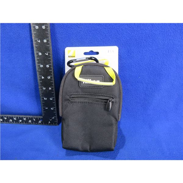 NEW - Nikon SnapPack Magnetic Open & Close Case