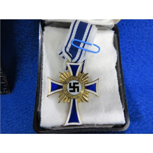 WWII German Gold Mothers Cross Medal with Ribbon
