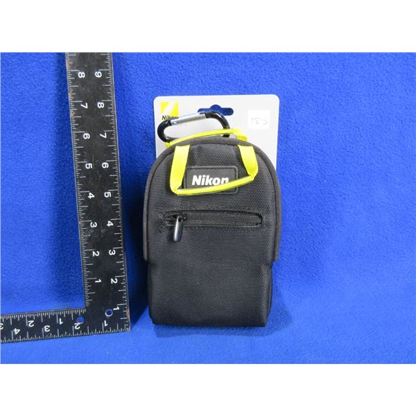 NEW - Nikon SnapPack Magnetic Open & Close Case