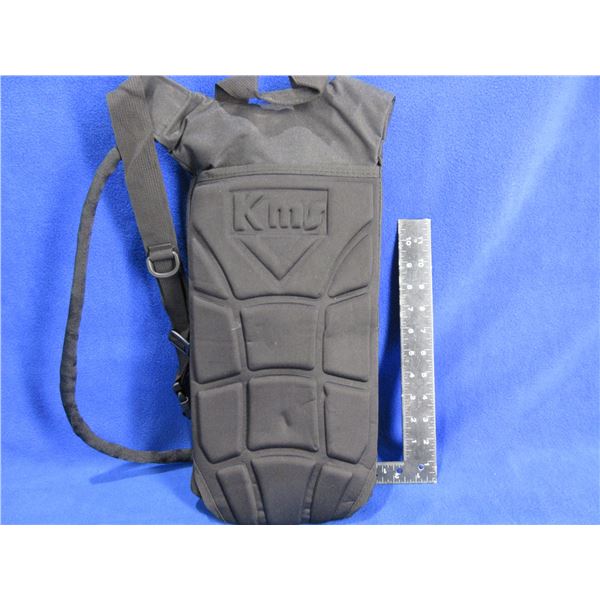 NEW - KMS Hydration Pack Backpack - 3 Liter Bladder