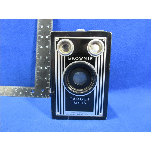 Vintage Kodak Brownie Target Six-16 Box Camera