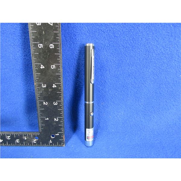 NEW - Laser Pointer - Red - 2 AAA Batteries - Not Included