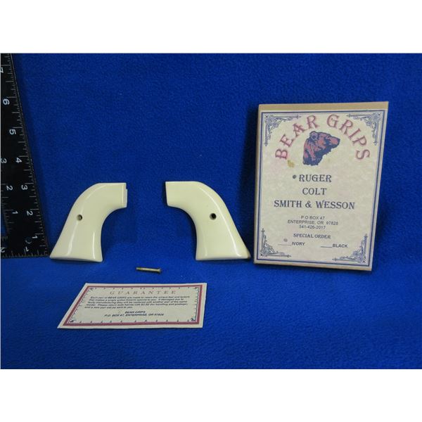 Bear Grips for Ruger with Screw - Faux Ivory
