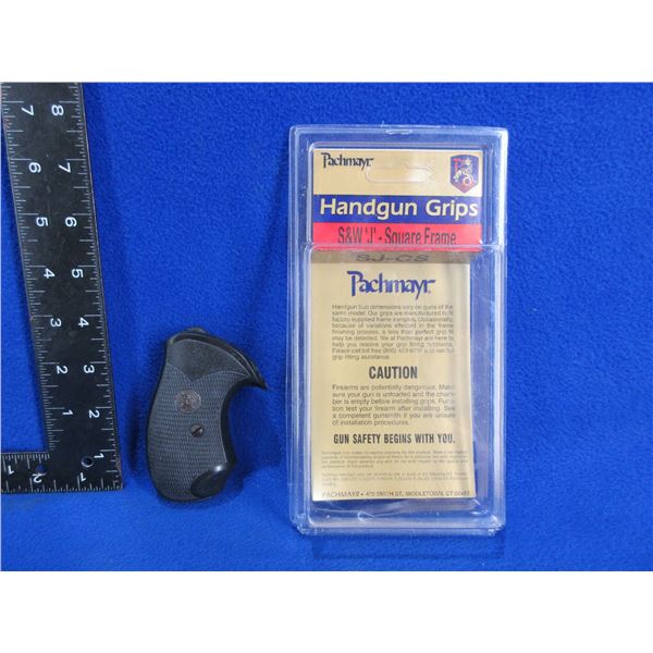 Pachmayr Smith & Wesson "J" Square Frame Grips