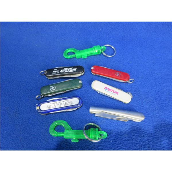 6 Key Chain Knives and 2 Swivel Snap Hook Key Chains