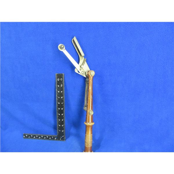 Vintage Remington Wood Handle Automatic Hand Trap