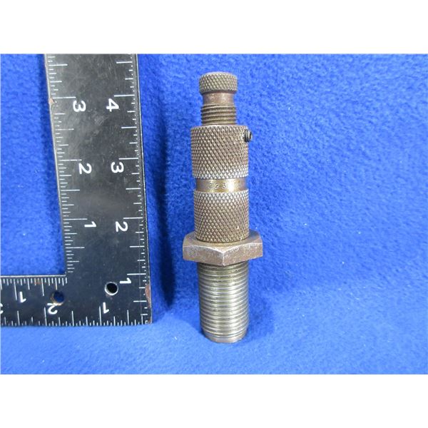 Hollywood Center 223 Rem. Die