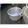 Image 17 : Precision Mixers HD-60 Pizza Mixer w/ Accessories (not working, needs repair)