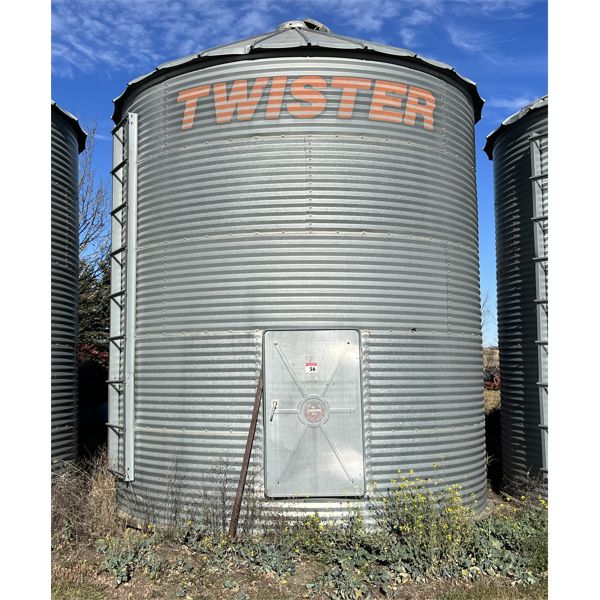 2000 Bushel Twister Flat Bottom Bin