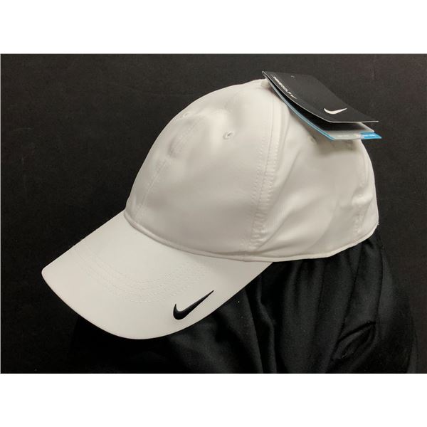 New Nike white golf cap w/ tags