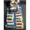 Image 2 : Hot Wheels - Group of 12 assorted diecast vehicles