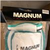 Image 2 : Box full of new Magnum professional shin guards (approx. 25pcs)