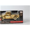 Image 2 : Die Cast Limited Edition 50th Anniversary Gold Series 1949 Chevy Pickup