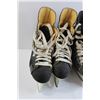 Image 2 : (3) Pairs Hockey Skates