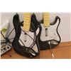 Image 5 : *(3) Guitar Hero Guitars