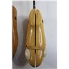 Image 4 : (3) Shoe Stretchers