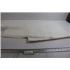 Image 1 : Large 100% Cotton Tablecloth with (6) Napkins