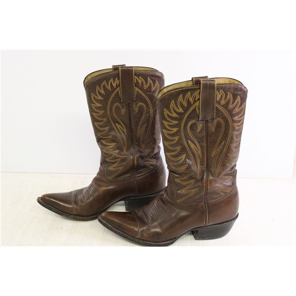 Cowboy Boots Size 9