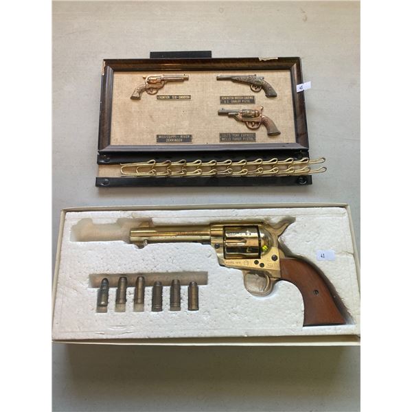 SM MKK Marushin Model Single Action Army 45 Capgun and Gun Theme Tie Rack