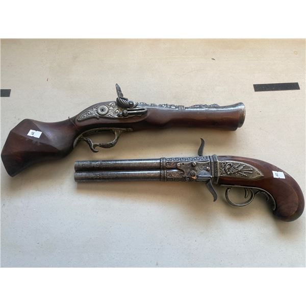 Set Of Muzzle Loader Gun Decorative Replicas