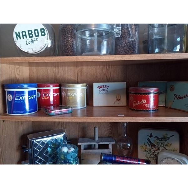 Assortment Of Vintage Tabbaco Tins