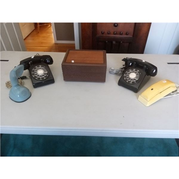 Collection Of Old-School Phones (80's And 90's)