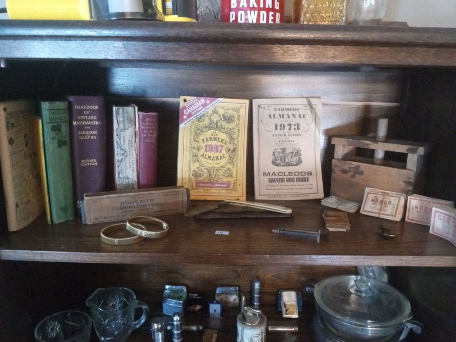 One Collectables Assortment Of Vintage Collectables