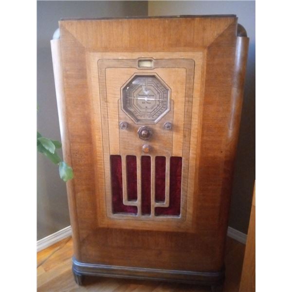 1937 Stromberg-Carlson All Wave Radio MO:6A7