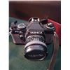 Image 2 : Yashica FXD Quartz Camera MO:410329 With Yashica ML 20 mm Lense And Vivatar Zoom Thyristor 2500