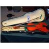 Image 1 : Mensel Violin With Bow In Case