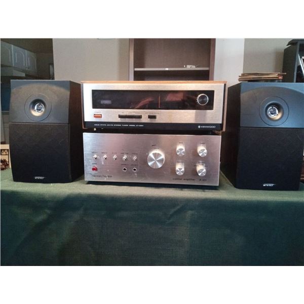 Kenwood Solid State am/Fm Stereo Tuner MO:KT-2001 And Harmon/Kardon Control Amplifyer MO:A-410