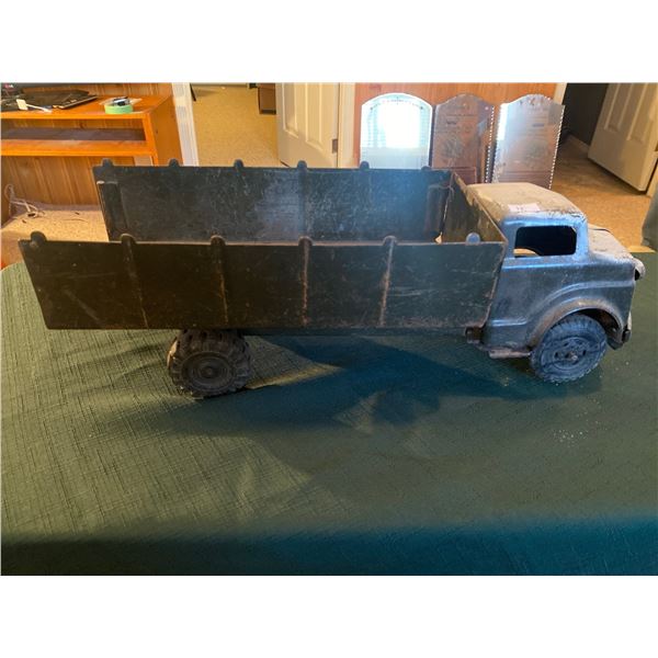 Antique Metal Toy Dumptruck