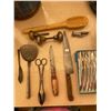 Image 1 : Assortment Of Vintage Utensils