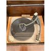 Image 2 : Antique Record Player And Victrola Radio/Record Player MO:2934