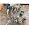 Image 1 : Assortment Of Vintage Glass Insulators