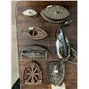 Image 1 : Assortment Of Antique Irons