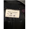 Image 4 : 3 BLACK TAILCOATS COSTUMES