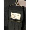 Image 2 : 3 BLACK TAILCOATS COSTUMES