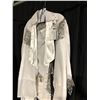 Image 2 : WHITE/BLACK ELVIS COSTUME WITH JACKET AND PANTS, DAILY RENTAL $115.00