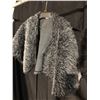 Image 3 : 2 FAUX FUR GREY AND BLACK SHAWLS