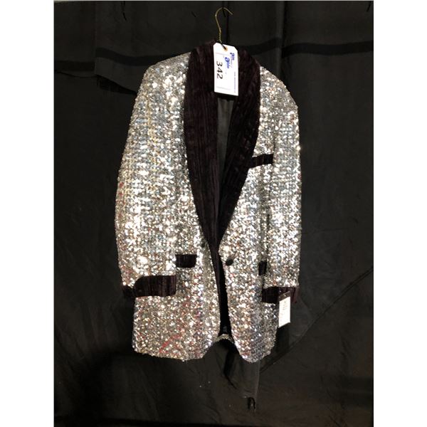 SILVER AND BLACK ELVIS COSTUME, DAILY RENTAL $50.00