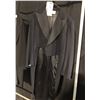 Image 2 : 2 BLACK SUIT JACKETS, DAILY RENTAL $85.00