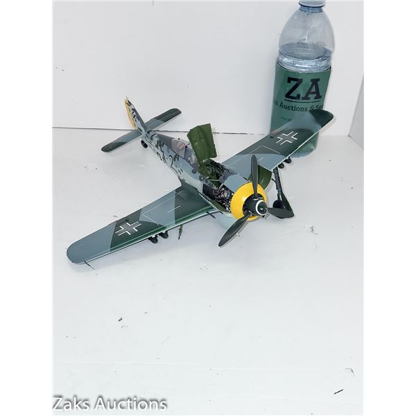 WWII FW190 Model Plane